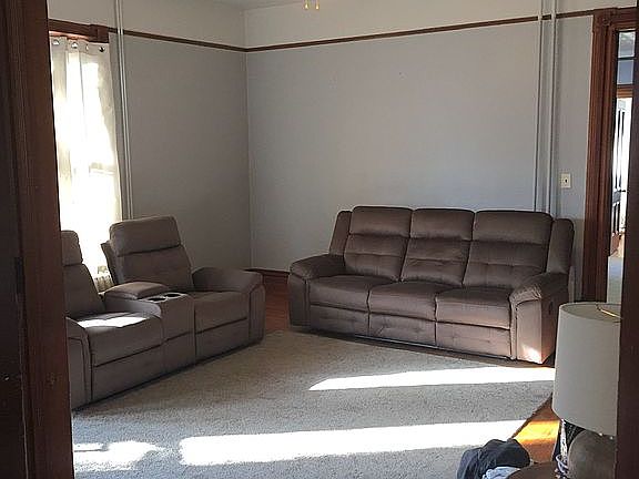 3rd image of 45 North St