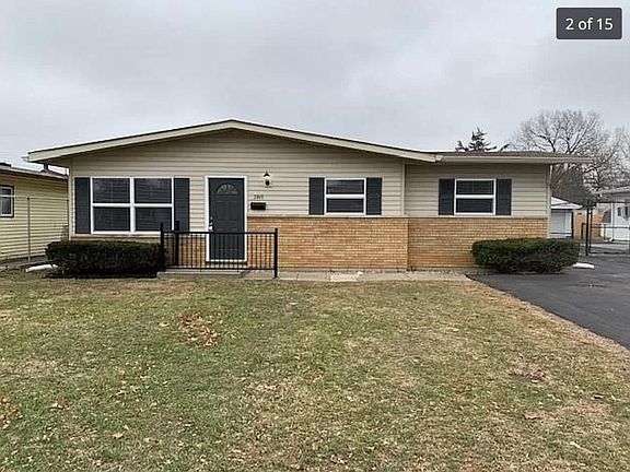 2nd image of 2849 Caroline Ave