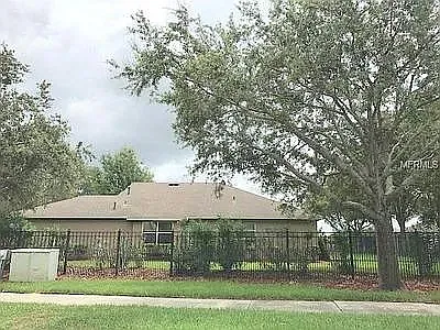 4 bed, 1751 sqft, $3,000 — Photo 2