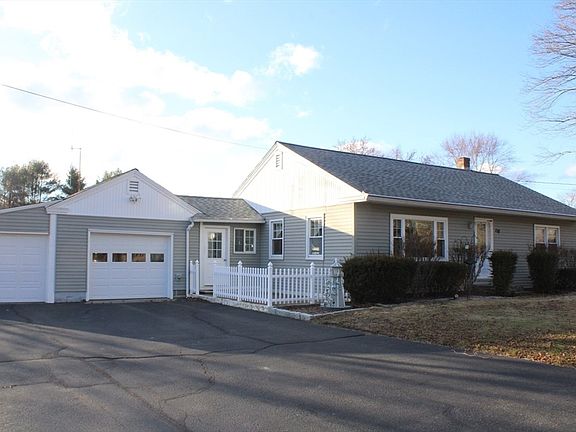 3rd image of 116 Bald Mountain Rd