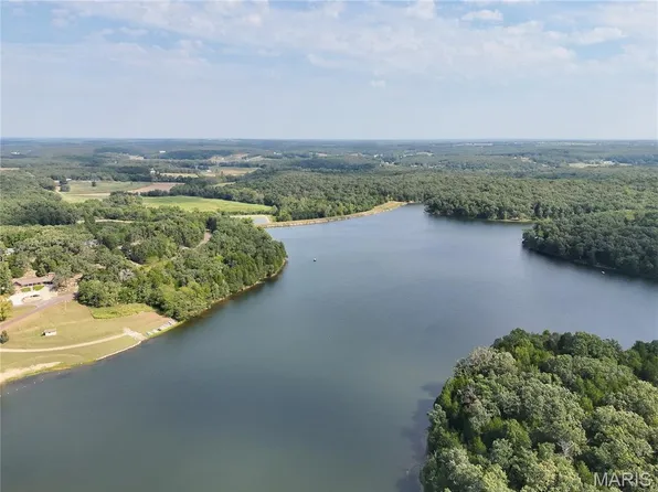 3012 Lake Northwoods Rd, Owensville, MO 65066