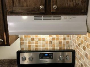 8835 N Swan Rd APT 11, Milwaukee, WI 53224