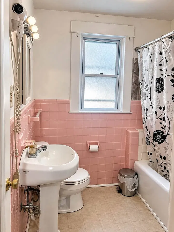 3 bed, 1215 sqft, $1,800 — Photo 3