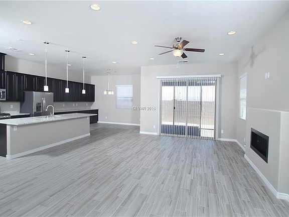 5th image of 420 Honeybrush Ave