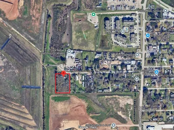 411 Hillsman Ln, Sugar Land, TX 77498