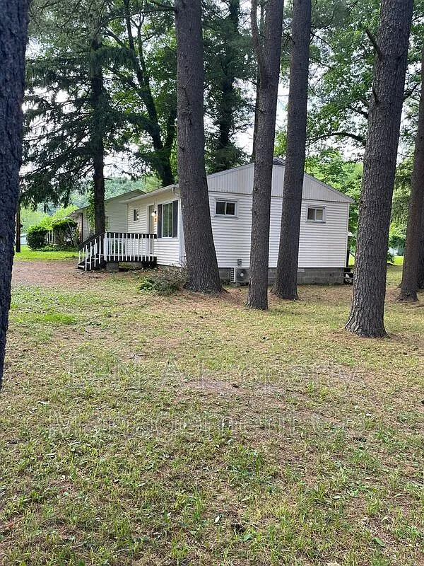 2 bed, 1.0 bath, 509 sqft, $1,400 — Photo 2