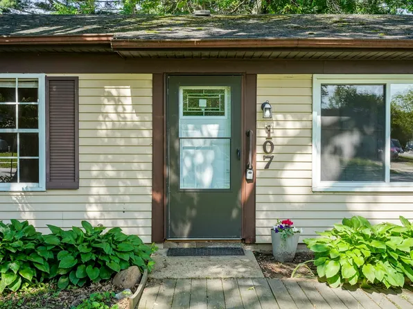 107 Tomahawk Ln, Battle Ground, IN 47920