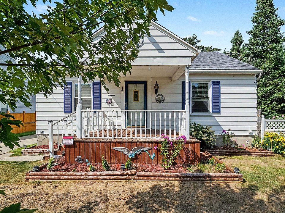 1st image of 2507 7th St