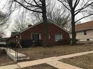 2012 Douglas St, Rockford, IL 61103