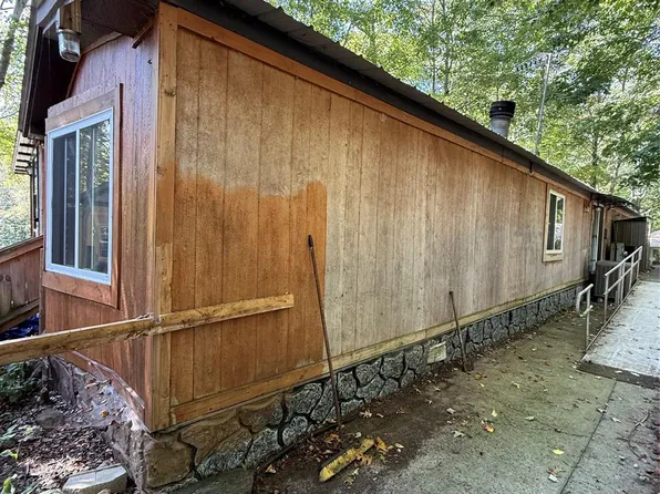 111 Three Top Strm, West Jefferson, NC 28694