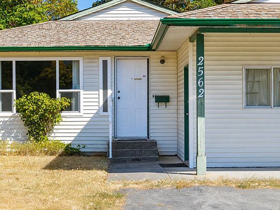 2nd image of 2562 Rosstown Rd