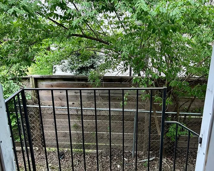 1019 Summit Ave #B — Photo 20