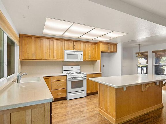 5th image of 3312 Appaloosa Ct