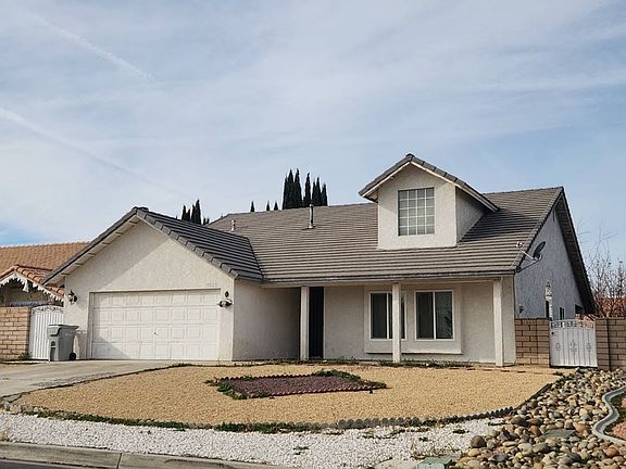 2nd image of 13220 Tamarisk Rd