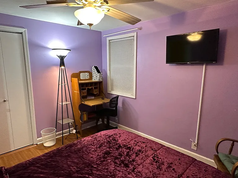 2210 Hollywood Pl #FRONT — Photo 5