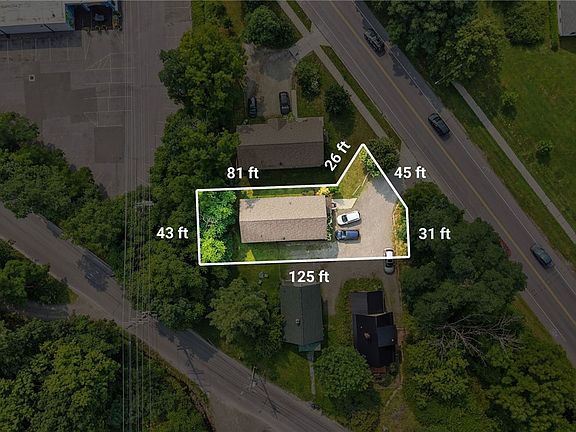 3rd image of 125 Elmira Rd