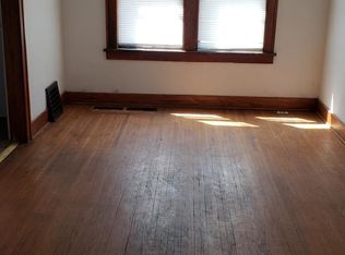 319 5th St NW, Mason City, IA 50401