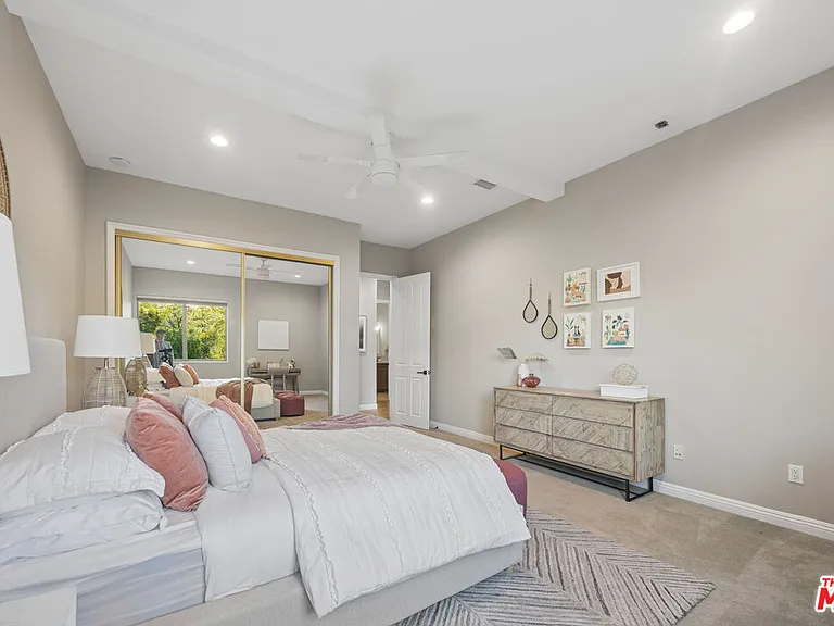 28935 W Beach Ln — Photo 31