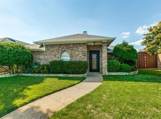 2865 Stoneridge Dr, Garland, TX 75044