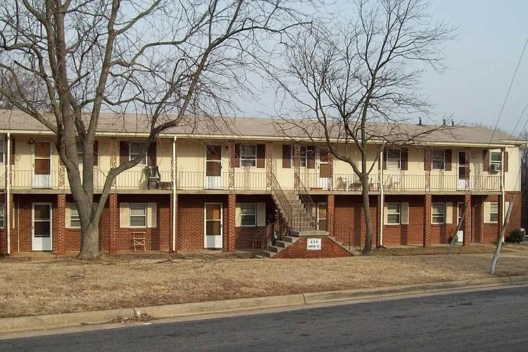 Building Photo 3