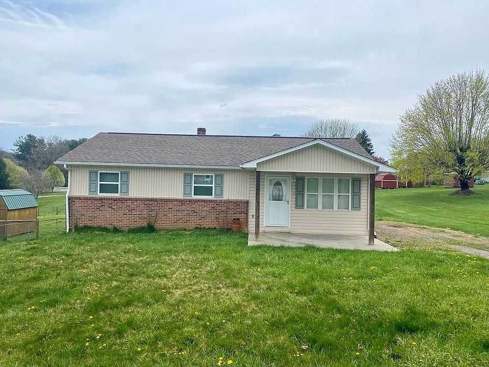 1st image of 83 Summerwood Ln