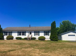 317 Pinewoods Rd, Melrose, NY 12121