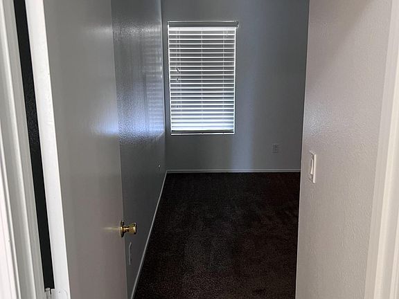 5th image of 3012 Honeysuckle Ave