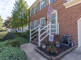 1212 Windswept Cir, Chesapeake, VA 23320