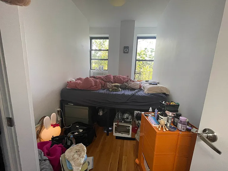 234 Stockholm St #3B — Photo 7