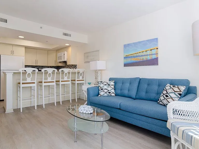 1102 N Lumina Ave #C2 — Photo 7