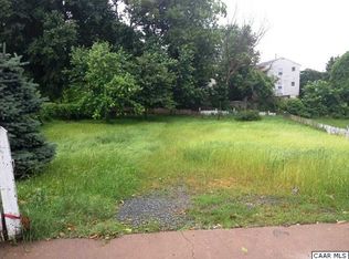 925 Charlton Ave, Charlottesville, VA 22903