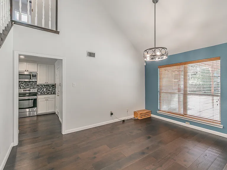 2 Edgemere Ct — Photo 5