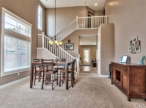 5th image of 995 Toucan Ln