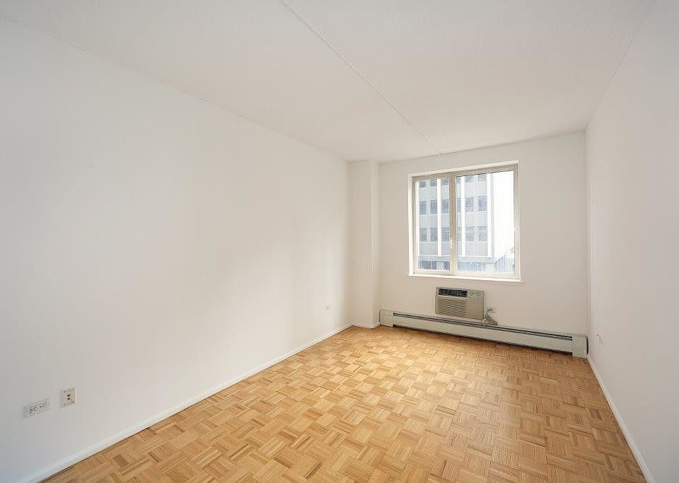 1st image of 95 Worth St #1002