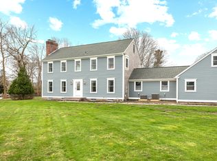 155 Taylor Rd, Portsmouth, RI 02871