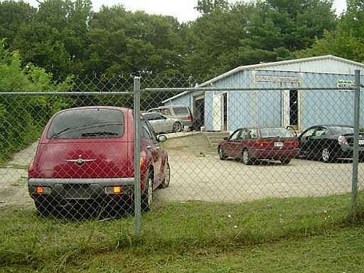 2nd image of 110 Hall St