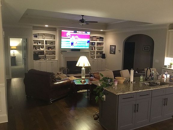 5th image of 406 Canyon Creek Lndg