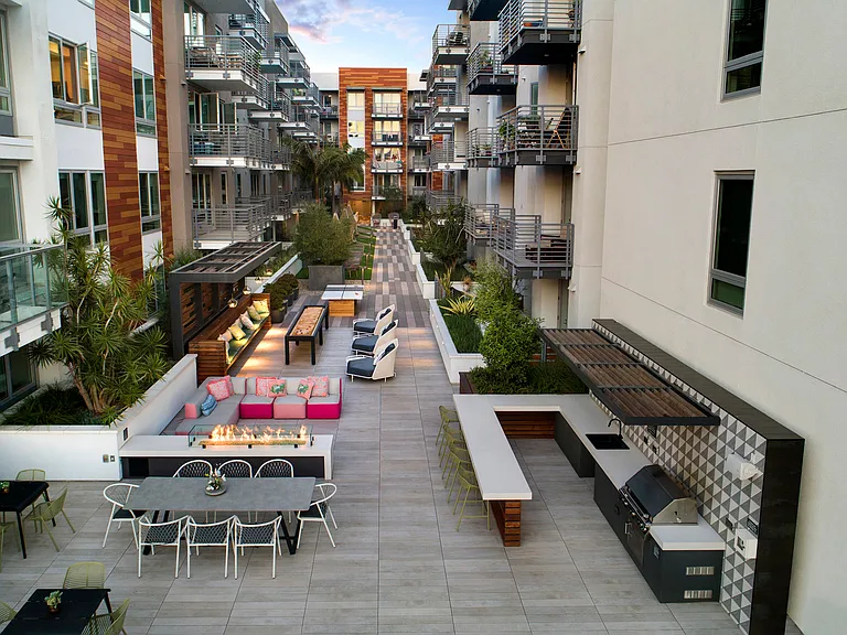 AMLI Park Broadway — Photo 19