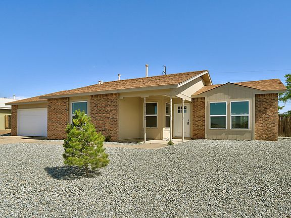 2nd image of 4989 Chromium Dr NE