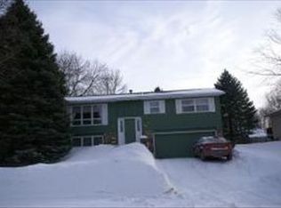 734 29th St NW, Rochester, MN 55901