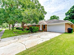 5419 Spellman Rd, Houston, TX 77096