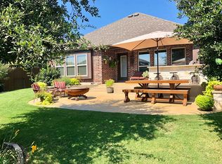 1109 Broken Wheel Trl, Aubrey, TX 76227