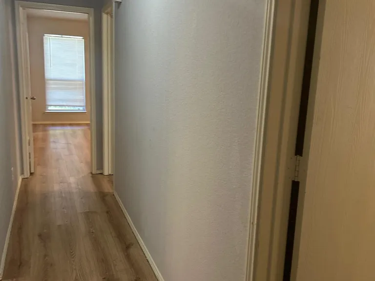 hallway to bedrooms