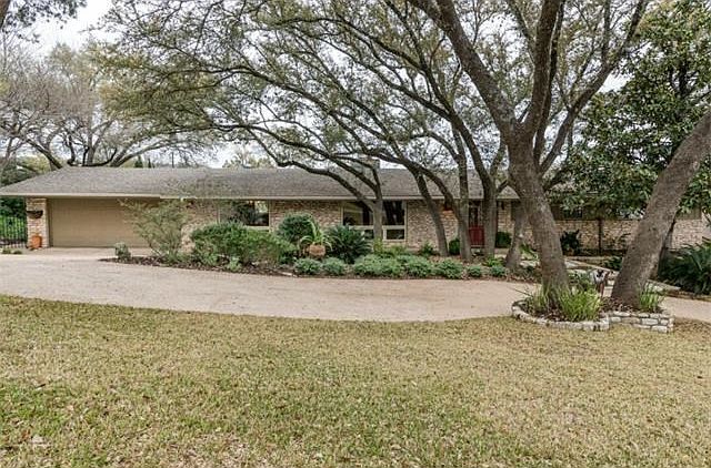 5811 Lookout Mountain Dr; a fabulous mid-century modern