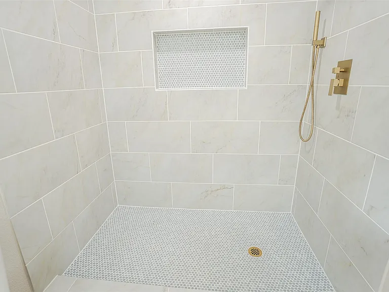 1601 Westwind Dr — Photo 24