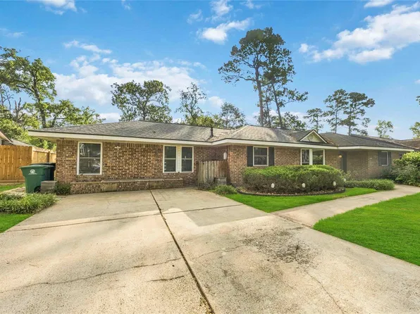 1302 Chestnut Ridge Rd, Humble, TX 77339