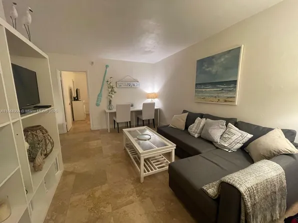 100 Sunrise Dr APT 27, Key Biscayne, FL 33149