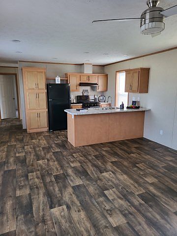 kitchen/living room