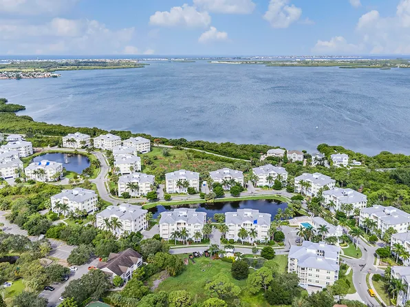 3430 77th St W Unit 101, Bradenton, FL 34209