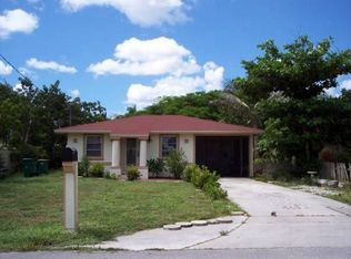 2480 Bayside St, Naples, FL 34112